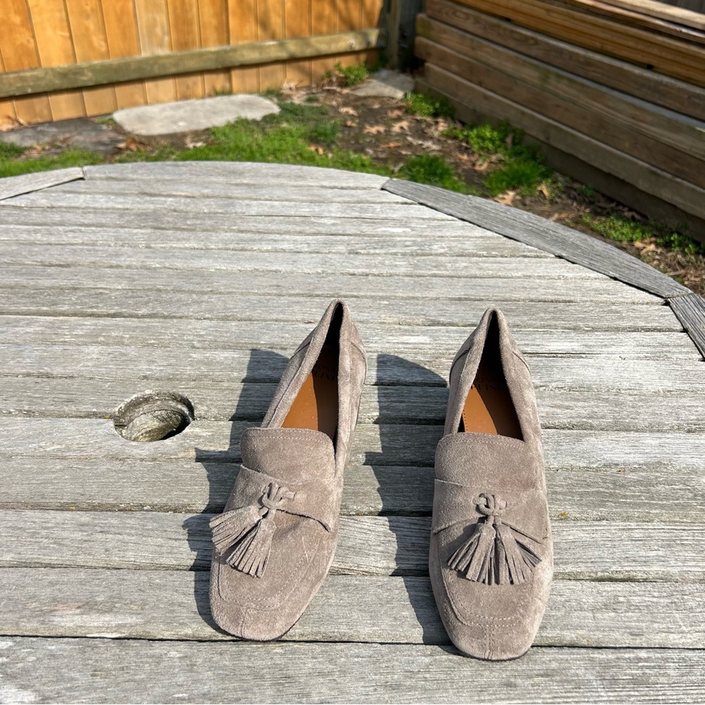 Donald Pliner Kressida Loafer Pump‎ in grey size 6